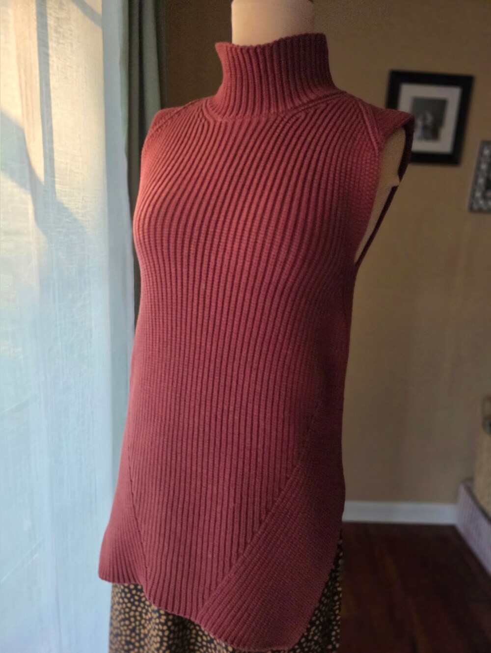 Ann Taylor Ribbed Turtleneck‎ Sweater Vest Tunic Top Rust Maroon Size M Vintage